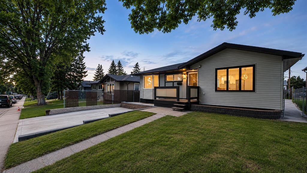 44 Fairview Crescent Se, Calgary, AB - Outdoor With Deck Patio Veranda