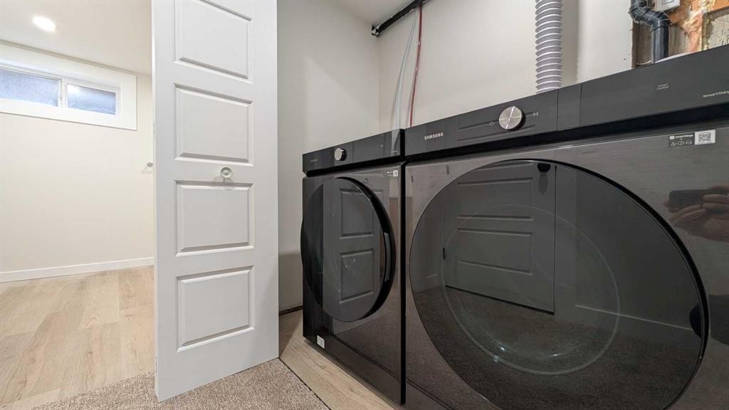 44 Fairview Crescent Se, Calgary, AB - Indoor Photo Showing Laundry Room