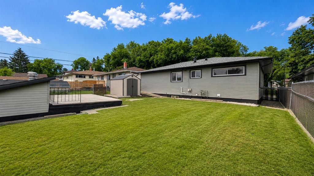44 Fairview Crescent Se, Calgary, AB - Outdoor