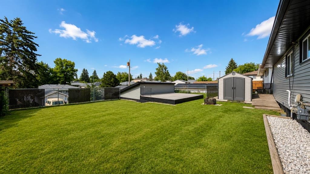 44 Fairview Crescent Se, Calgary, AB - Outdoor