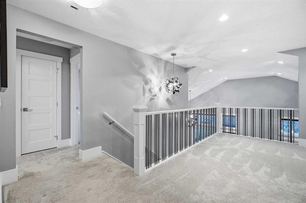 201 Stonemere Bay, Chestermere, AB