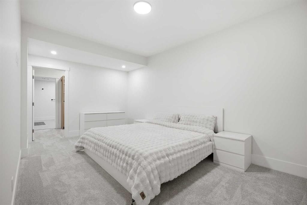 201 Stonemere Bay, Chestermere, AB