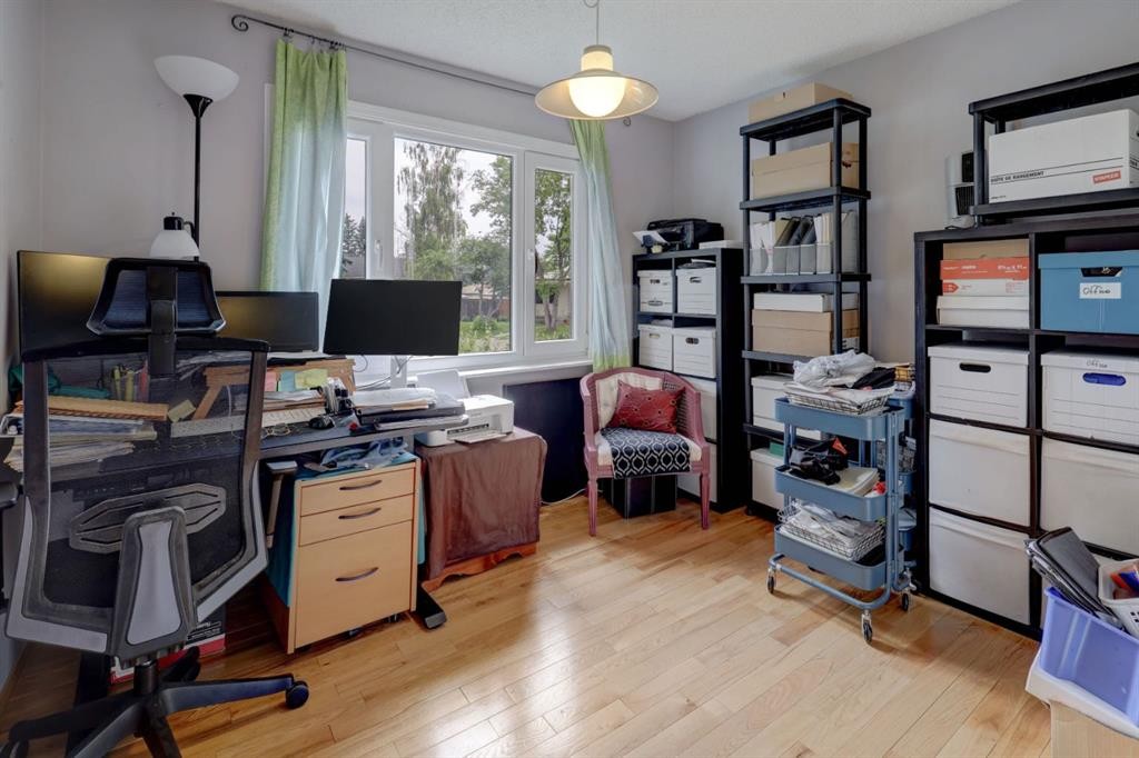 128 Pineland Place Ne, Calgary, AB - Indoor Photo Showing Office
