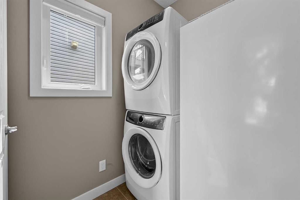 47 Elgin Meadows Road Se, Calgary, AB