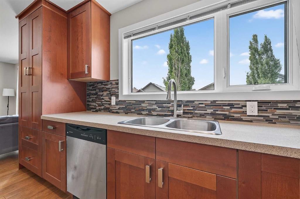 47 Elgin Meadows Road Se, Calgary, AB