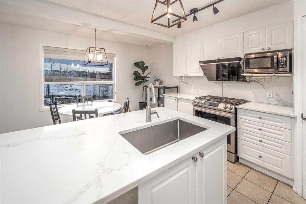 262 Panamount Close Nw, Calgary, AB