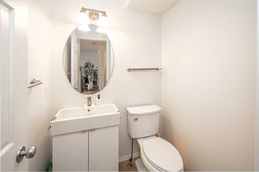 262 Panamount Close Nw, Calgary, AB