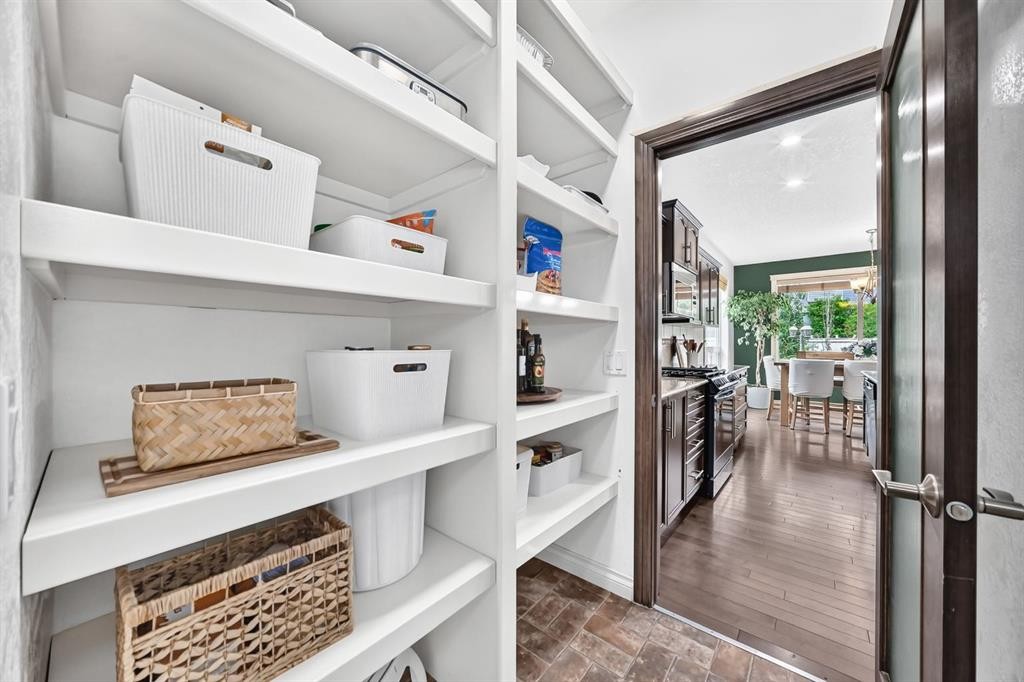 188 Magenta Crescent, Chestermere, AB - Indoor With Storage