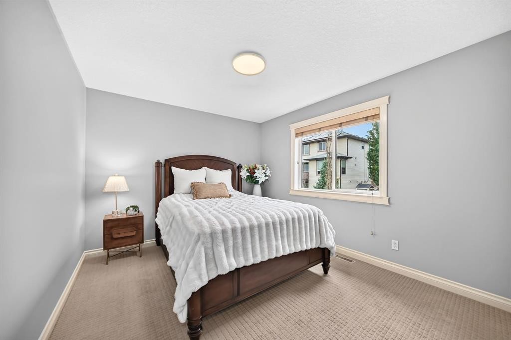 188 Magenta Crescent, Chestermere, AB - Indoor Photo Showing Bedroom