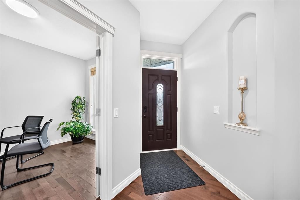 188 Magenta Crescent, Chestermere, AB - Indoor Photo Showing Other Room