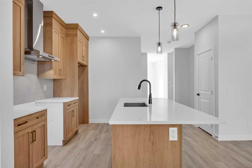 26 Versant Path Sw, Calgary, AB