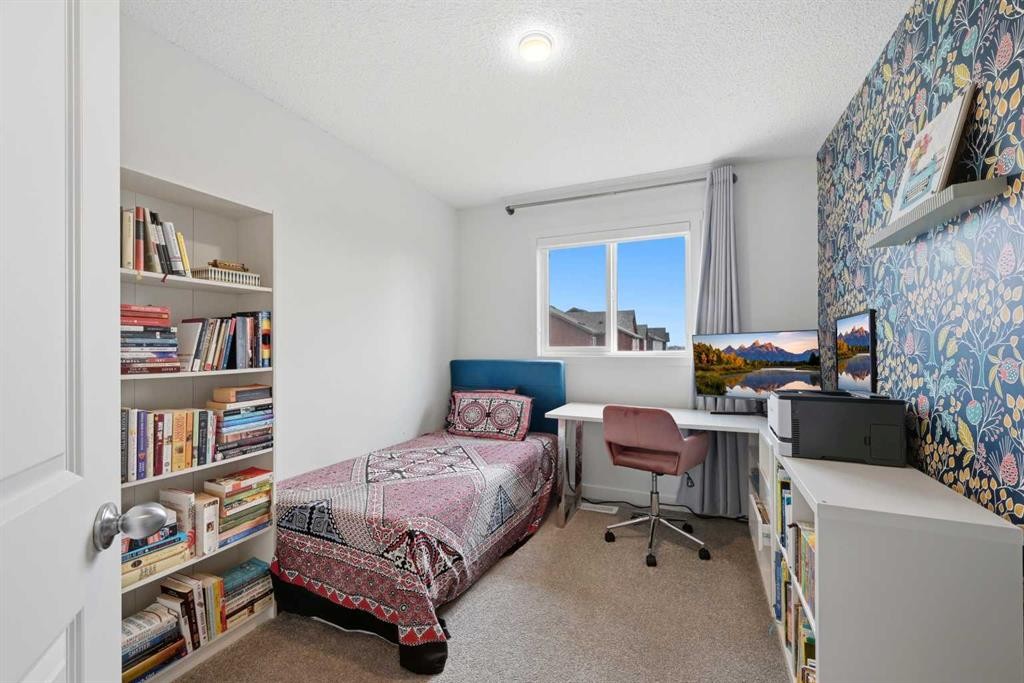 21 Carringvue Link Nw, Calgary, AB