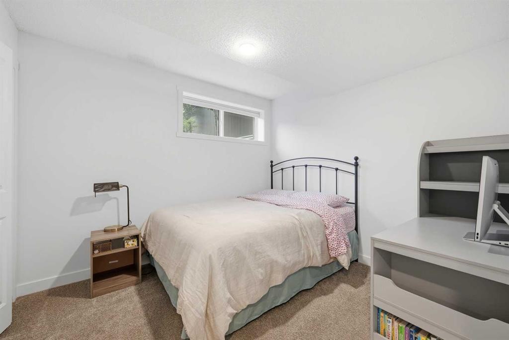 21 Carringvue Link Nw, Calgary, AB