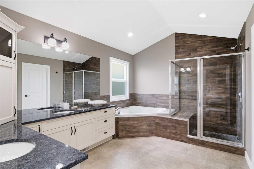 300 Aspenmere Way, Chestermere, AB - Indoor Photo Showing Bathroom