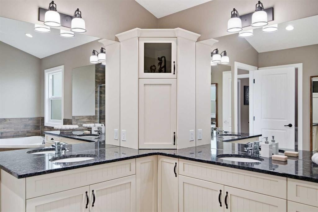 300 Aspenmere Way, Chestermere, AB - Indoor