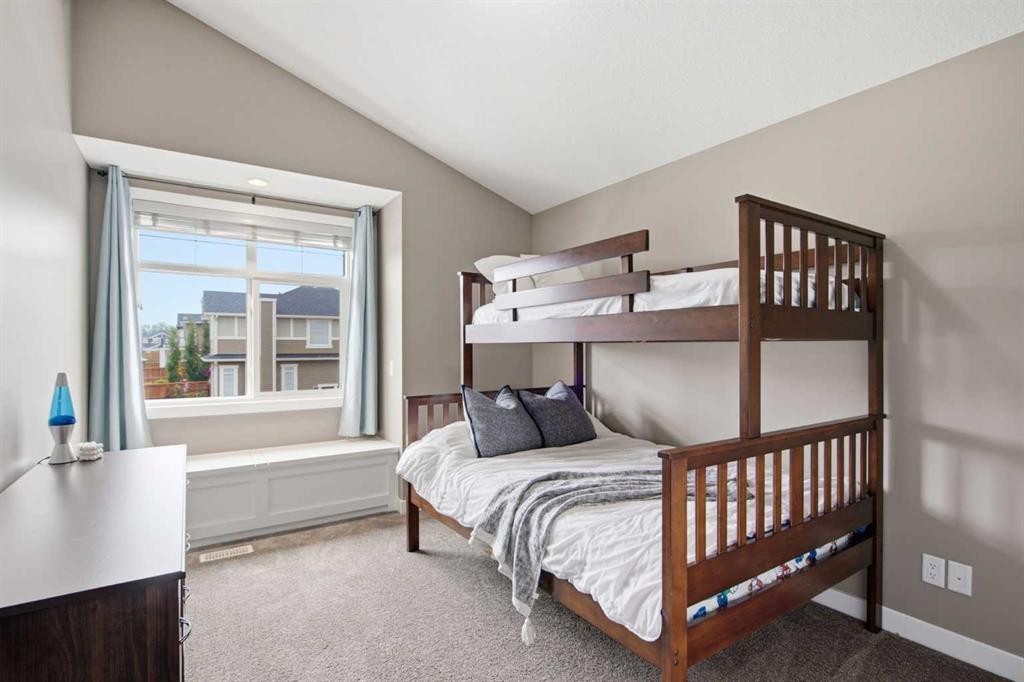 300 Aspenmere Way, Chestermere, AB - Indoor Photo Showing Bedroom