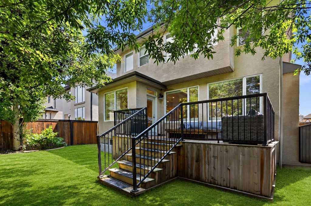 214 Cranleigh View Se, Calgary, AB