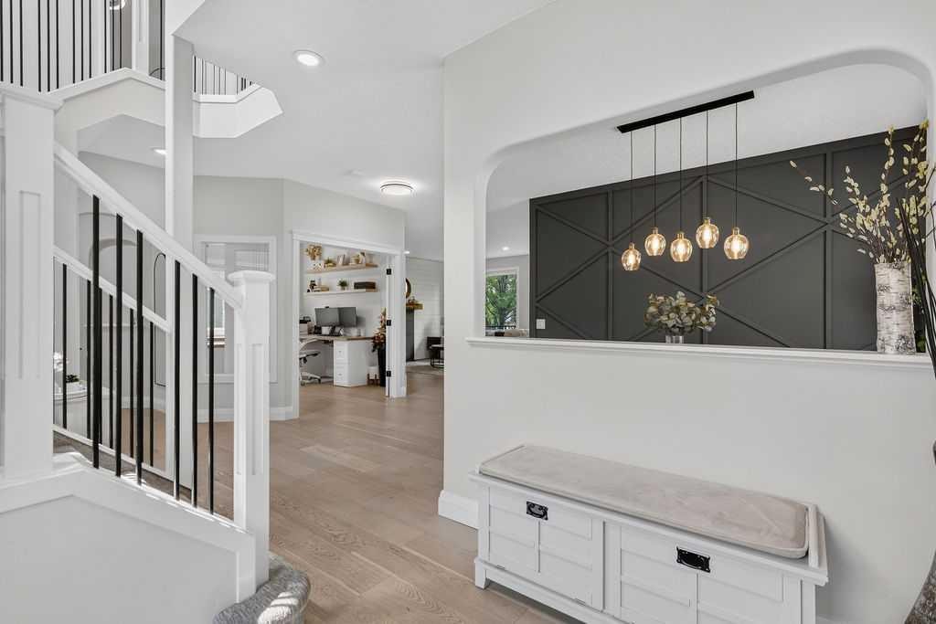 214 Cranleigh View Se, Calgary, AB