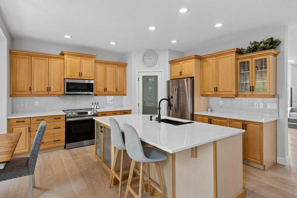 214 Cranleigh View Se, Calgary, AB