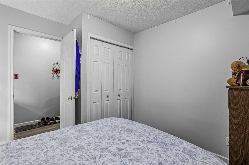8-504 Banff Avenue, Banff, AB