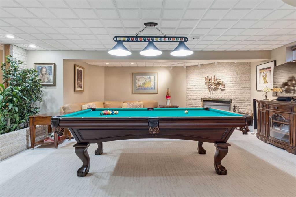 9948 Patton Road Sw, Calgary, AB