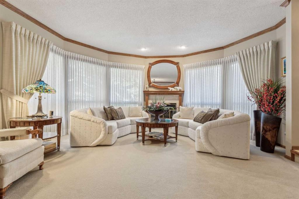 9948 Patton Road Sw, Calgary, AB