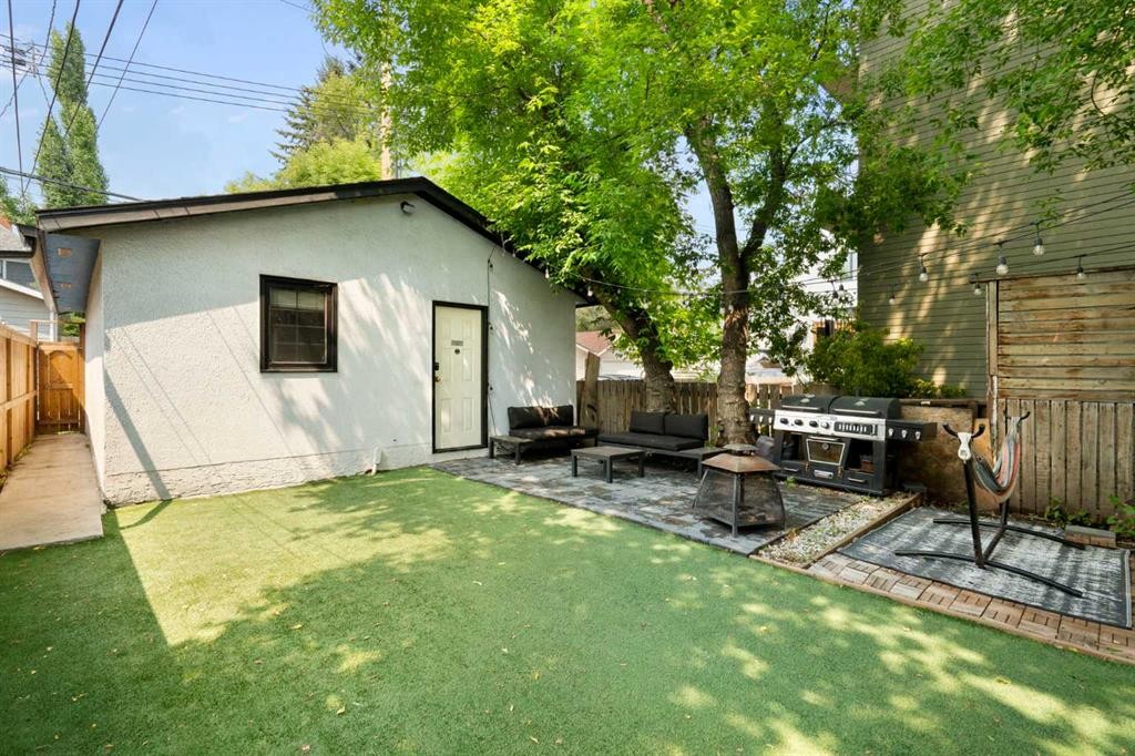 2115 14 Street Sw, Calgary, AB - Outdoor With Exterior