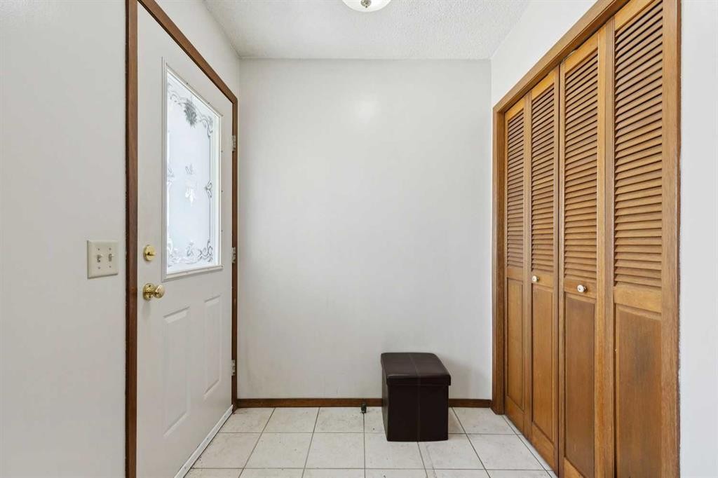156 Falshire Close Ne, Calgary, AB - Indoor Photo Showing Other Room