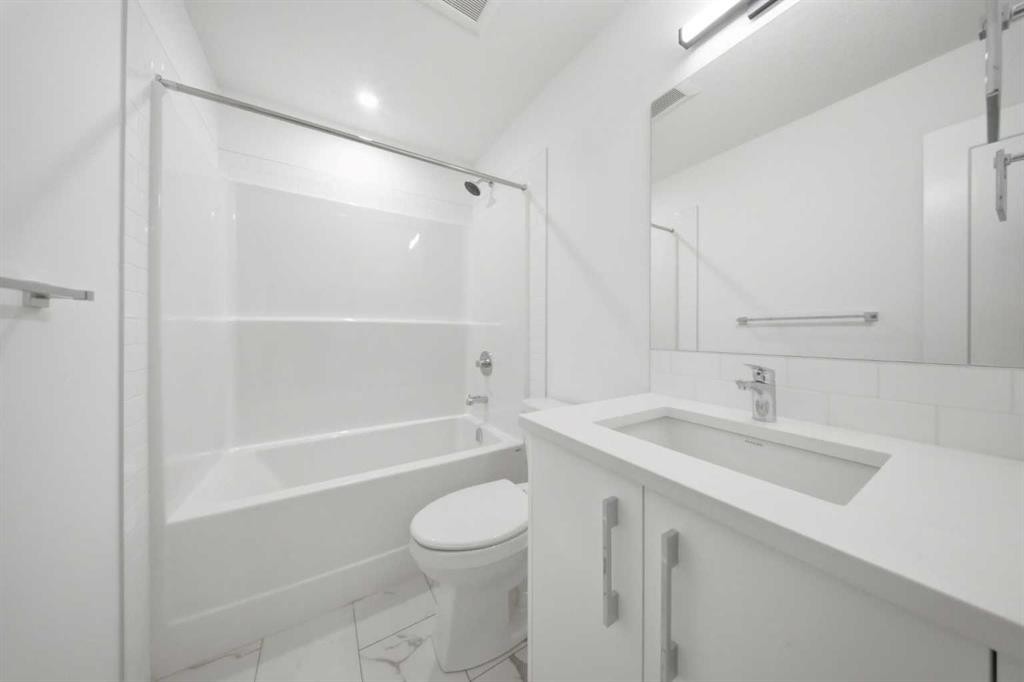 272 Huxbury View Ne, Calgary, AB