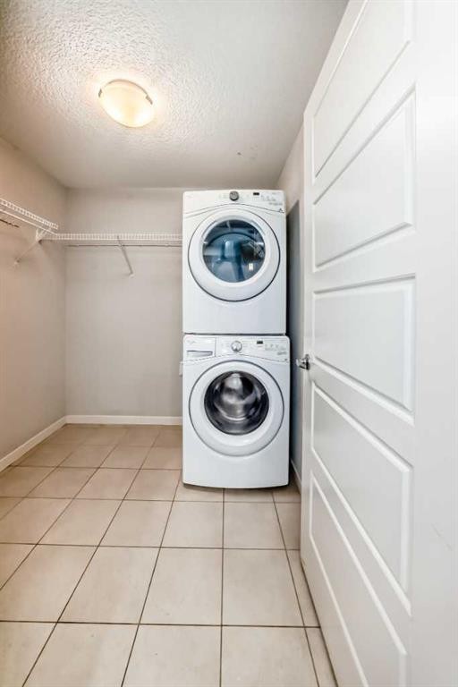 215-20 Seton Park Se, Calgary, AB - Indoor Photo Showing Laundry Room