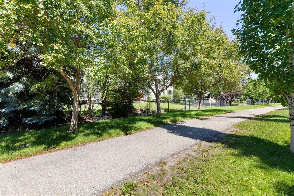 54 Cranfield Crescent Se, Calgary, AB
