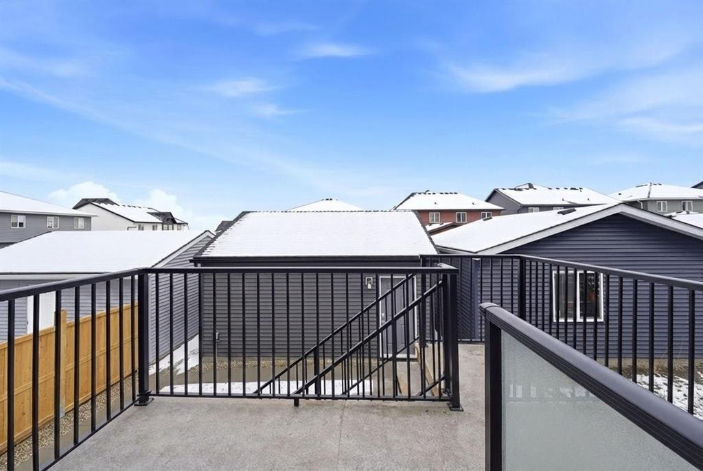 34 Aquila Way Nw, Calgary, AB