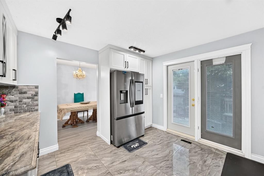95 Templeson Way Ne, Calgary, AB - Indoor