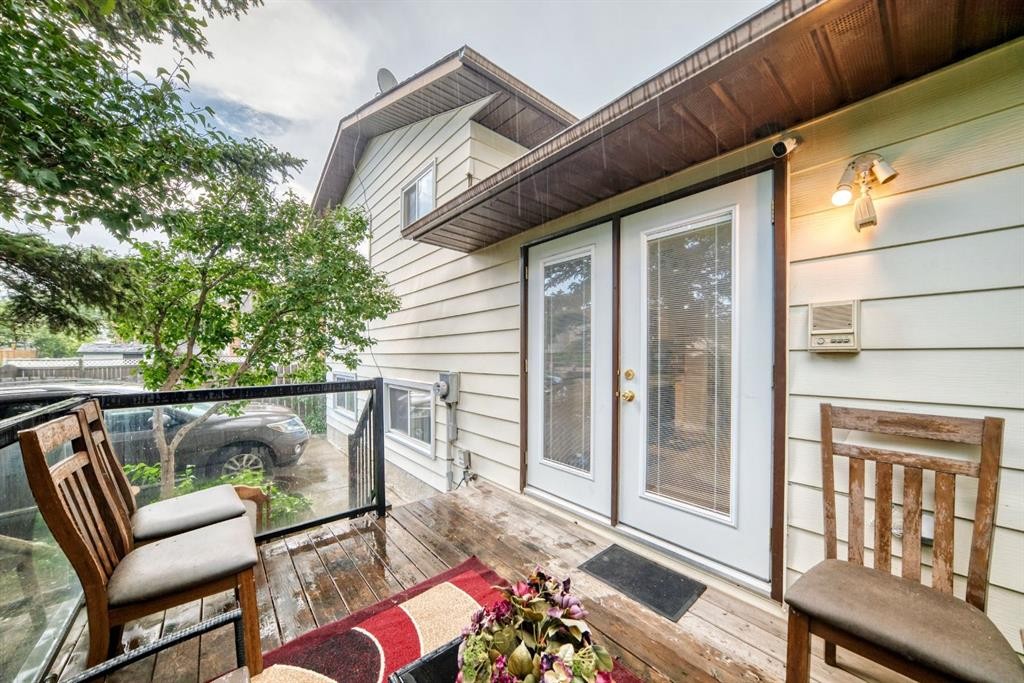 95 Templeson Way Ne, Calgary, AB - Outdoor With Exterior