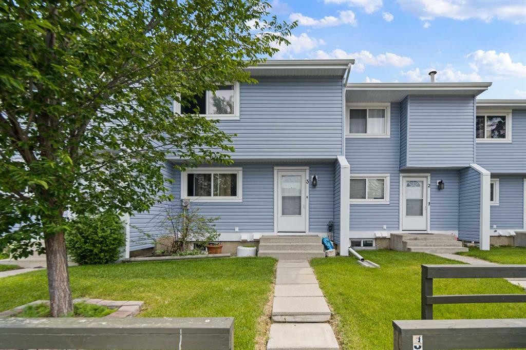 3-195 Manora Place Ne, Calgary, AB - Outdoor With Facade