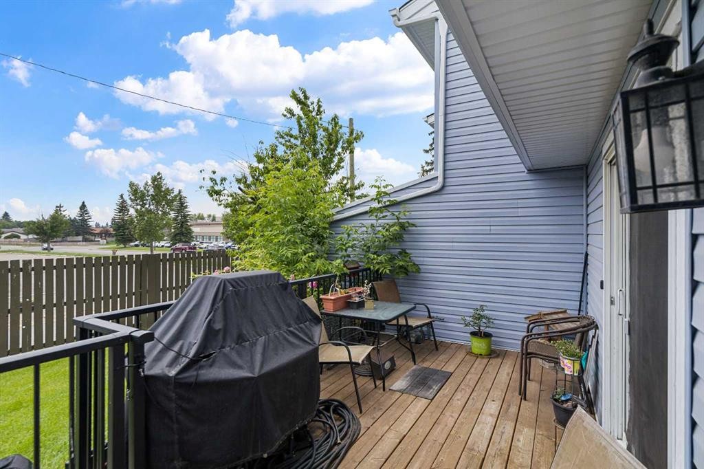 3-195 Manora Place Ne, Calgary, AB - Outdoor With Deck Patio Veranda With Exterior