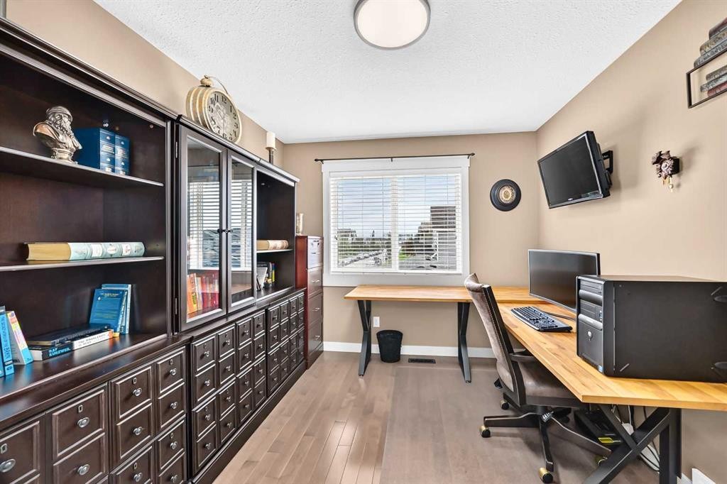 41 Skyview Ranch Manor Ne, Calgary, AB - Indoor Photo Showing Office
