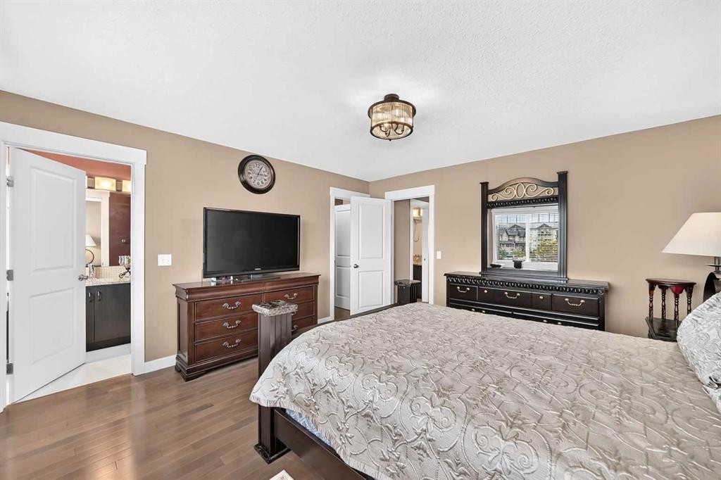41 Skyview Ranch Manor Ne, Calgary, AB - Indoor Photo Showing Bedroom