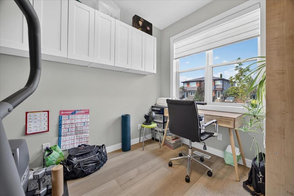 4620 81 Street Nw, Calgary, AB