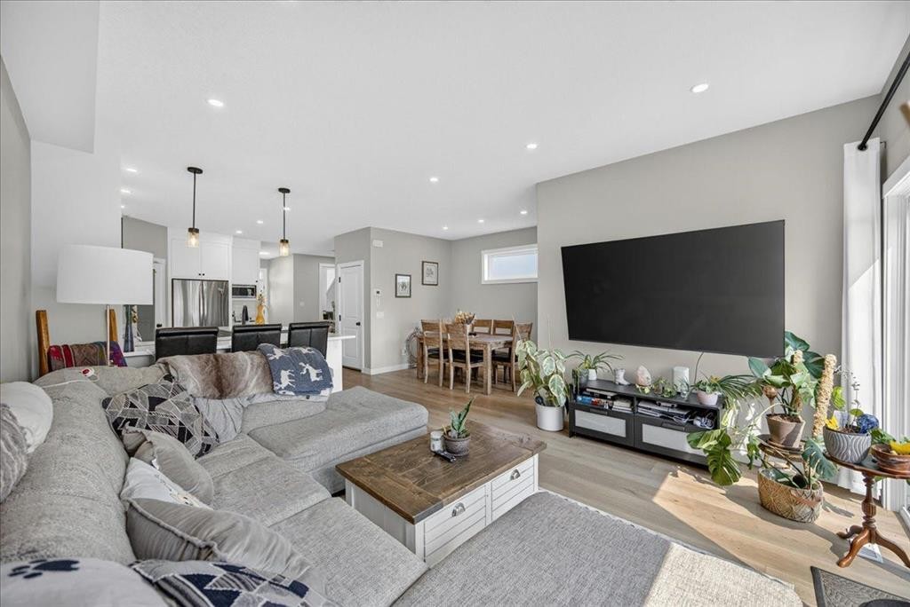 4620 81 Street Nw, Calgary, AB