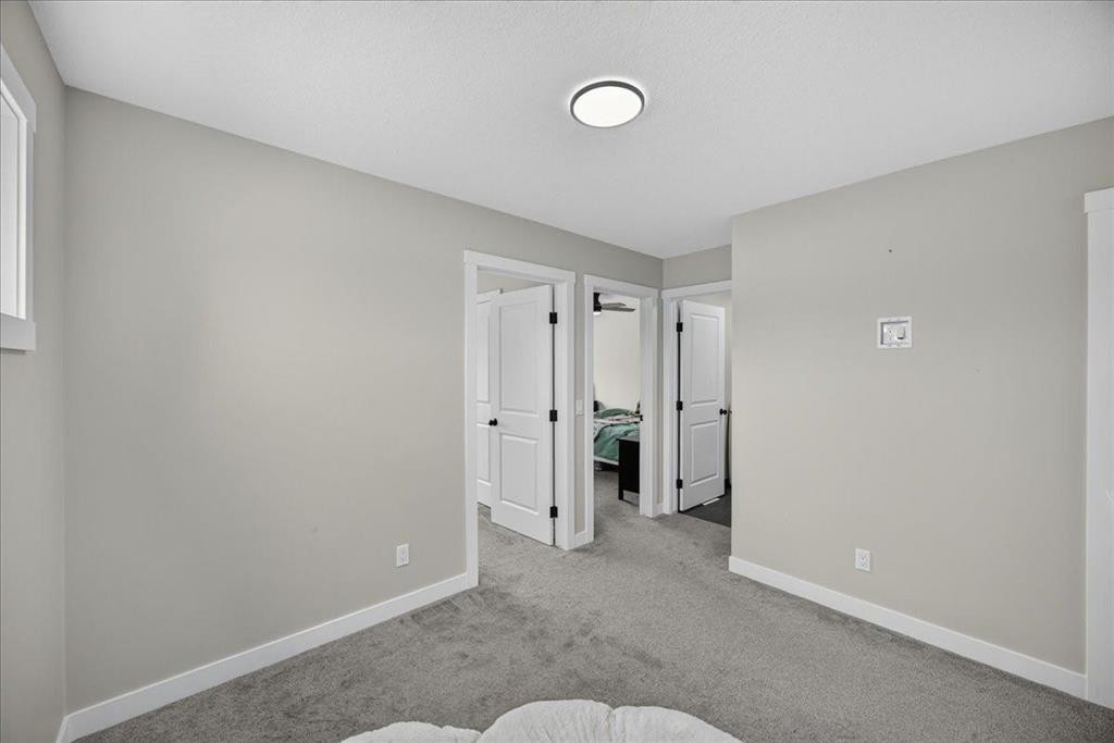 4620 81 Street Nw, Calgary, AB