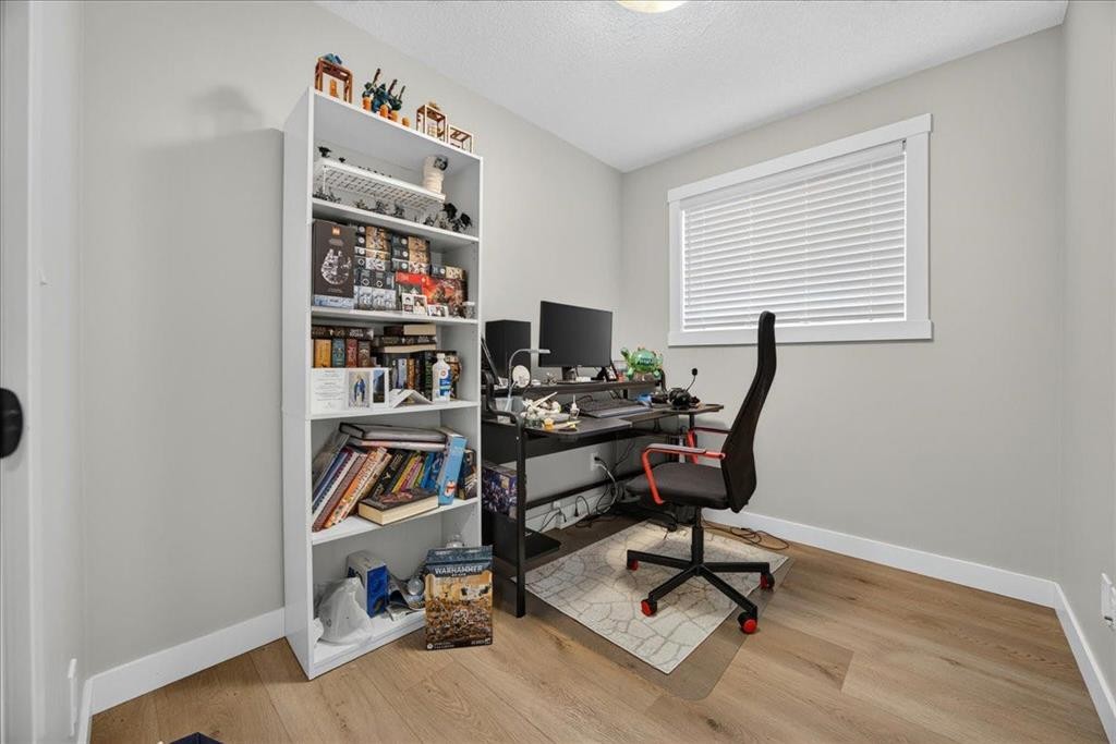 4620 81 Street Nw, Calgary, AB