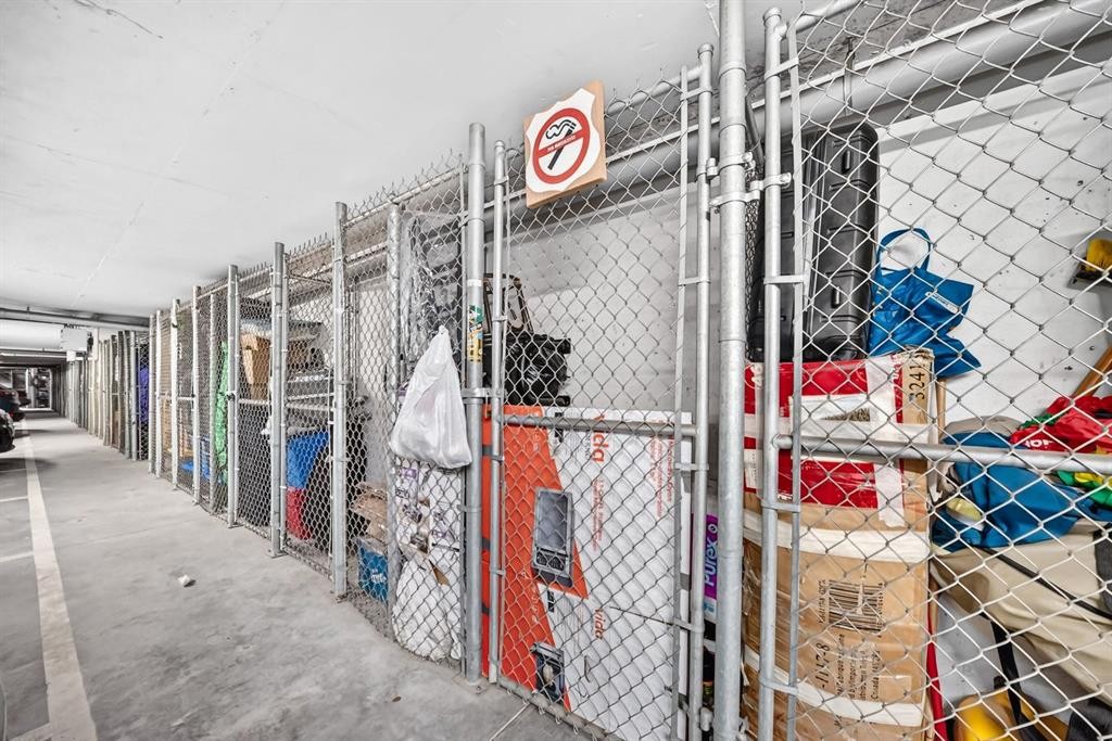 4310-755 Copperpond Boulevard Se, Calgary, AB - Indoor With Storage