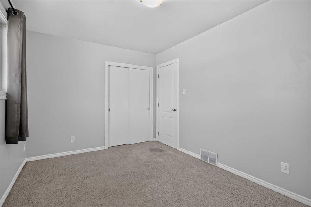 4703 Waverley Drive Sw, Calgary, AB