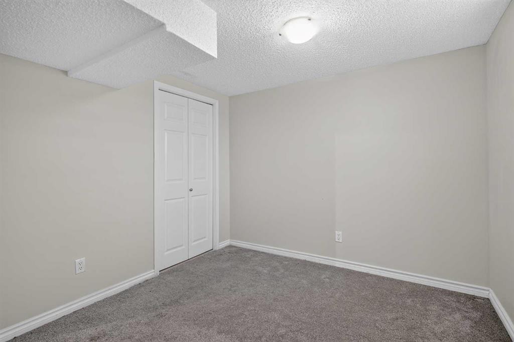 4703 Waverley Drive Sw, Calgary, AB