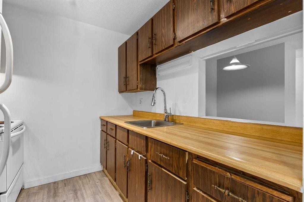 123-10120 Brookpark Boulevard Sw, Calgary, AB