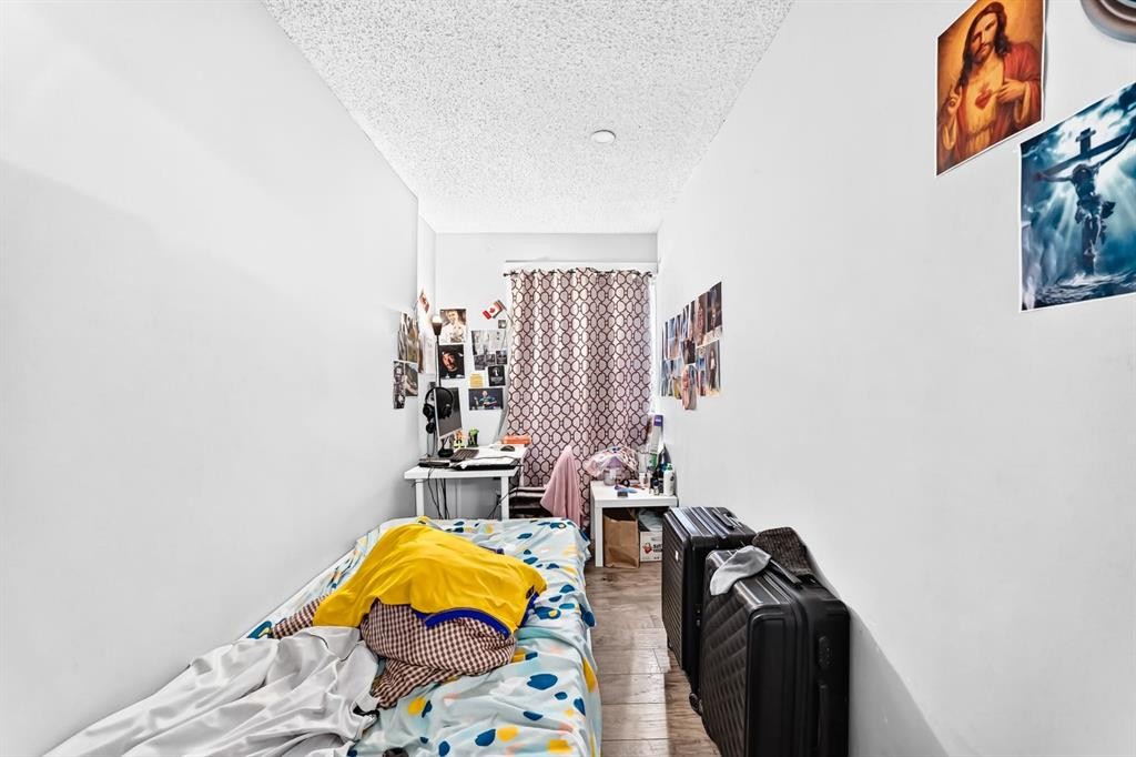 208 Temple Close Ne, Calgary, AB