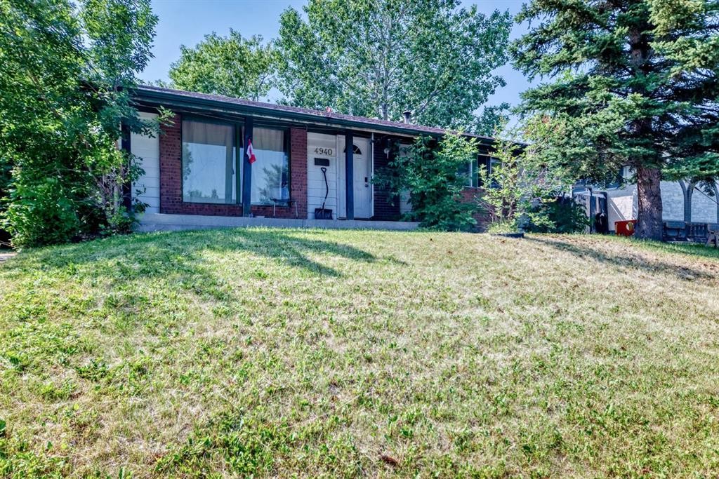4940 Rundlewood Road Ne, Calgary, AB - Outdoor