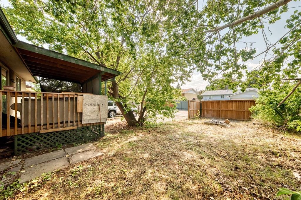 4940 Rundlewood Road Ne, Calgary, AB - Outdoor