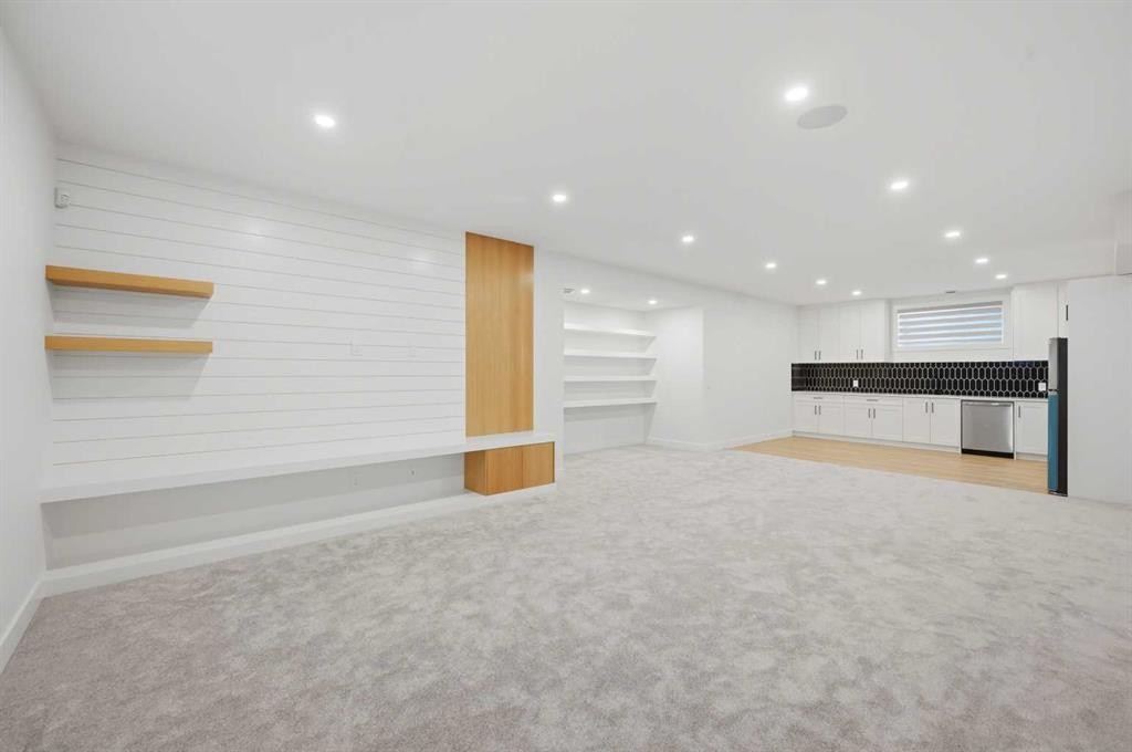 2008 Waterbury Road, Chestermere, AB